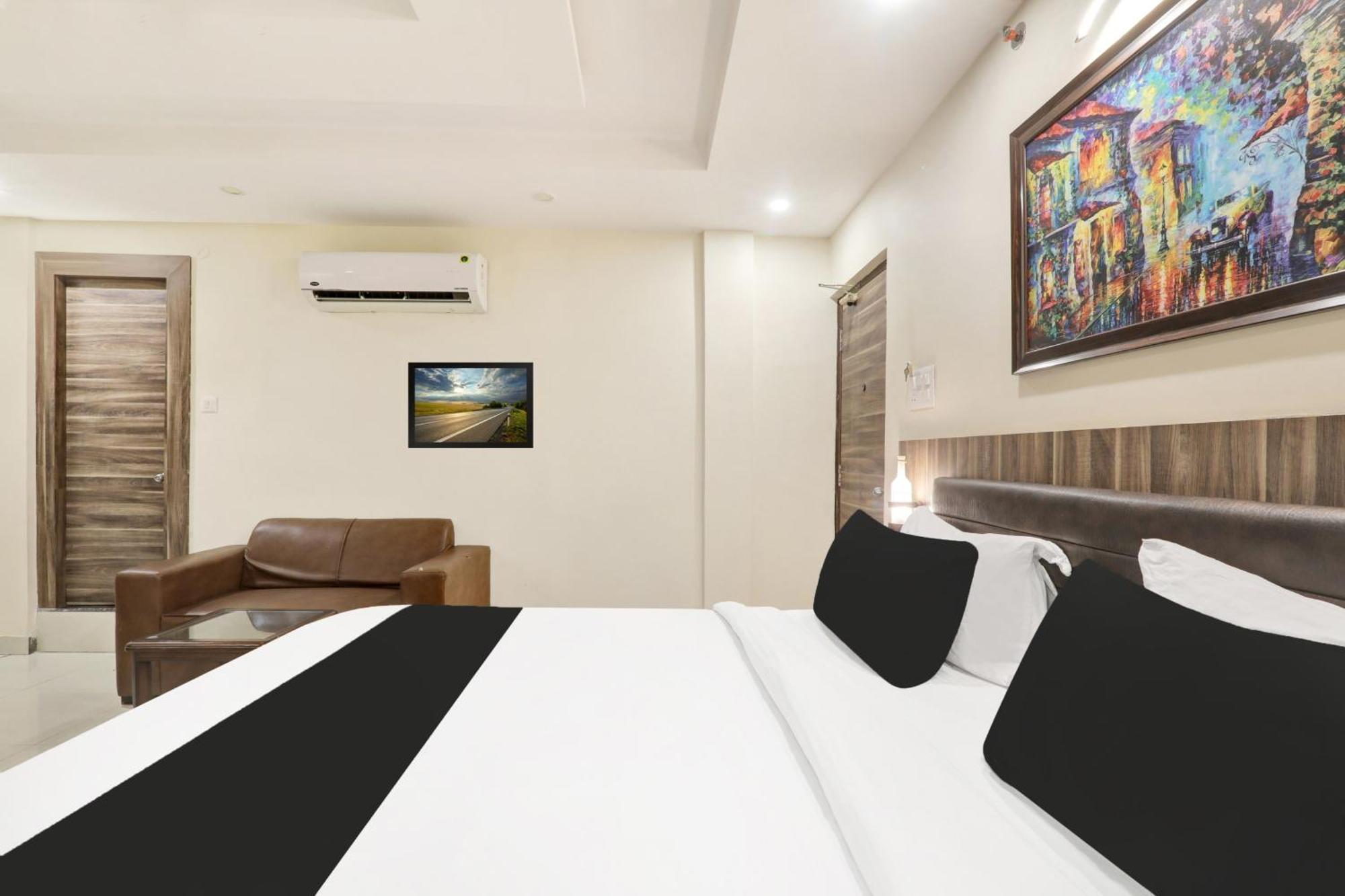 Super Townhouse Kankarbagh Formerly Kunwar Alcajars 파트나 외부 사진